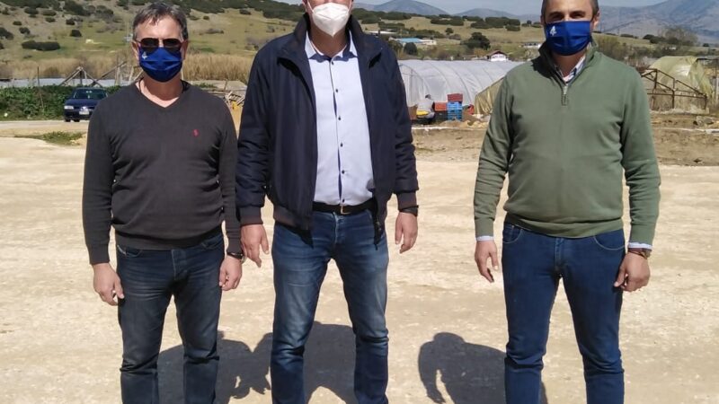 Τροκάνας και Μπάρμπας με τον δήμαρχο Τυρνάβου