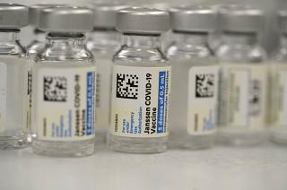 Ανοίγει η πλατφόρμα εμβολιασμών για άτομα αυξημένου κινδύνου