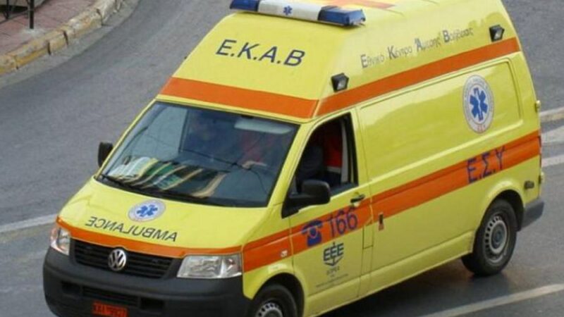 Η Περιφέρεια Κεντρικής Μακεδονίας εξοπλίζει το ΕΚΑΒ