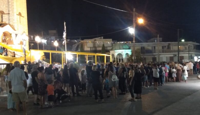 ΤΩΡΑ: Απίστευτη ουρά στην Παναγιά της Μηχανιώνας
