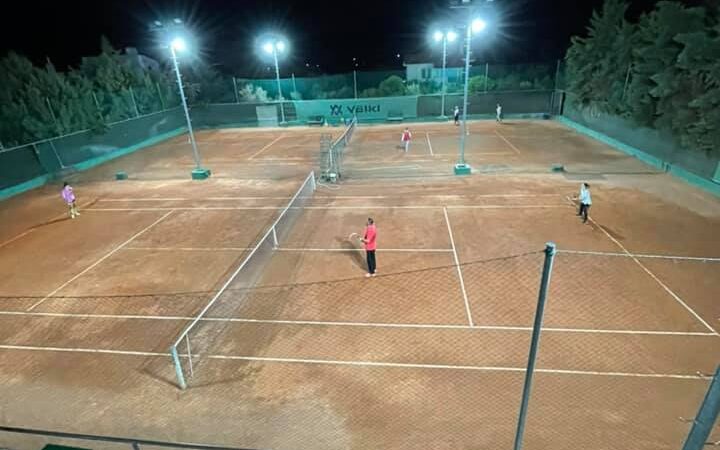 Στο TFF Tennis Academy απολαμβάνεις το άθλημα μέχρι αργά…