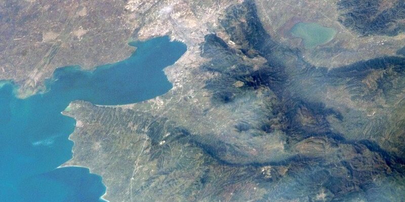 Ο Παράσχου για την ακτογραμμή του Δήμου: ” Δήμαρχε εσύ τί άποψη έχεις;”