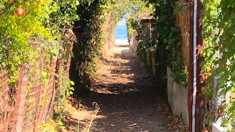 Οδός Ανθέων-Βίλα Μπιάνκα: Αποκαταστάθηκε η δίοδος προς τη θάλασσα