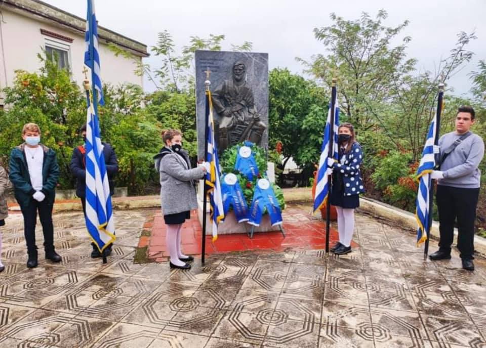 “Μετ΄ εμποδίων” η κατάθεση στεφάνων στο μνημείο του Μακεδονομάχου Δημόπουλου στην Επανομή