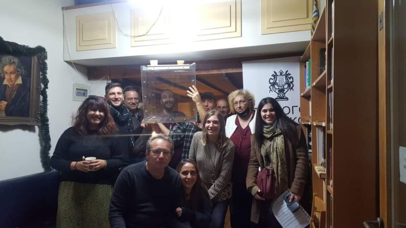 Ο Δημήτρης Ζερβουδάκης επικεφαλής του Συλλόγου Μουσικών Βορείου Ελλάδος