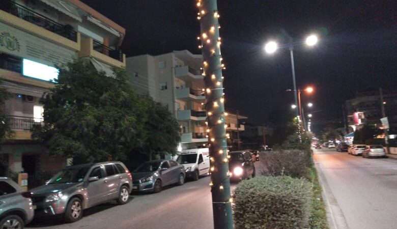 Λαμπάκια στις κολώνες σε Αμπελοκήπων και Ανθέων…