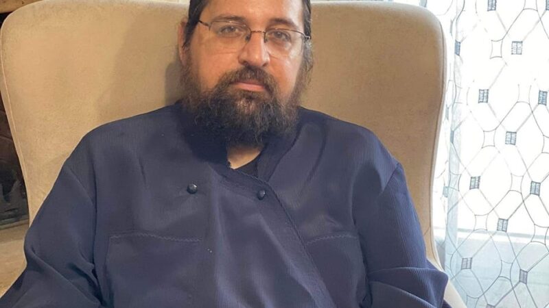 Επανήλθε ο πατέρας Βησσαρίωνας και κάνει έκκληση για το φιλόπτωχο ταμείο (ΒΙΝΤΕΟ)