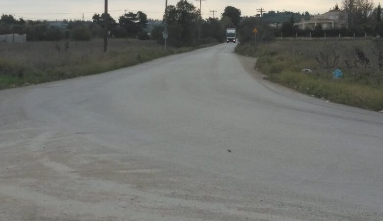 Επικίνδυνος και γεμάτος λακκούβες ο δρόμος που οδηγεί στα Τσαϊρια