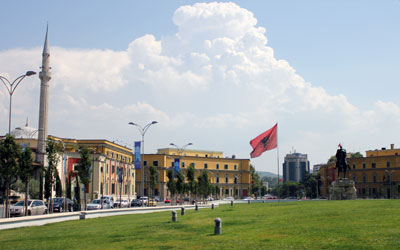 Απαγόρευση κυκλοφορίας στην Αλβανία 23:00-06:00