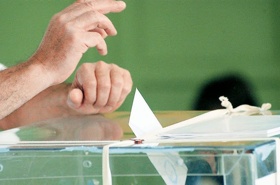 Σε εξέλιξη η εκλογική διαδικασία στο ΚΙΝΑΛ και στα τρία εκλογικά τμήματα του Θερμαϊκού