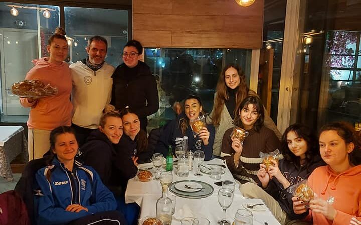 Εκοψε πίτα το γυναικείο βόλλεϊ του Ποσειδώνα Μηχανιώνας