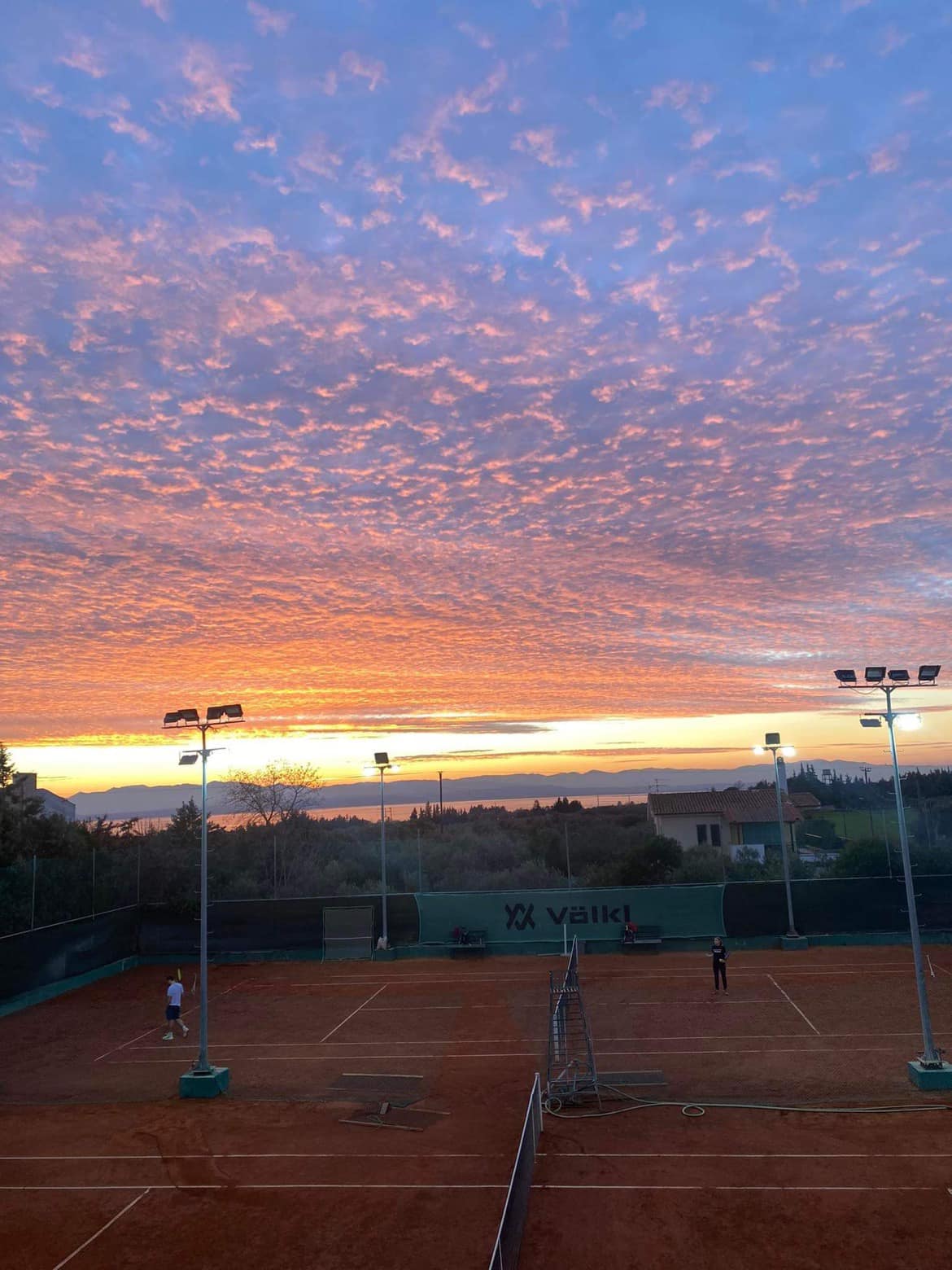 Τα χρώματα του ουρανού στο TFF Tenis Academy!