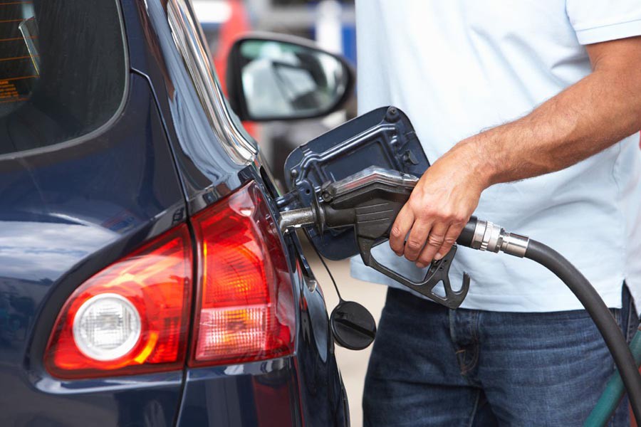 «Καίνε» τις τσέπες οι τιμές στη βενζίνη & το πετρέλαιο-Μια ανάσα από τα 2 ευρώ η αμόλυβδη