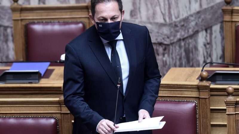 Λίγο πριν έρθει στην Περαία ο Πέτσας ανακοίνωσε πρόγραμμα στείρωσης ζώων