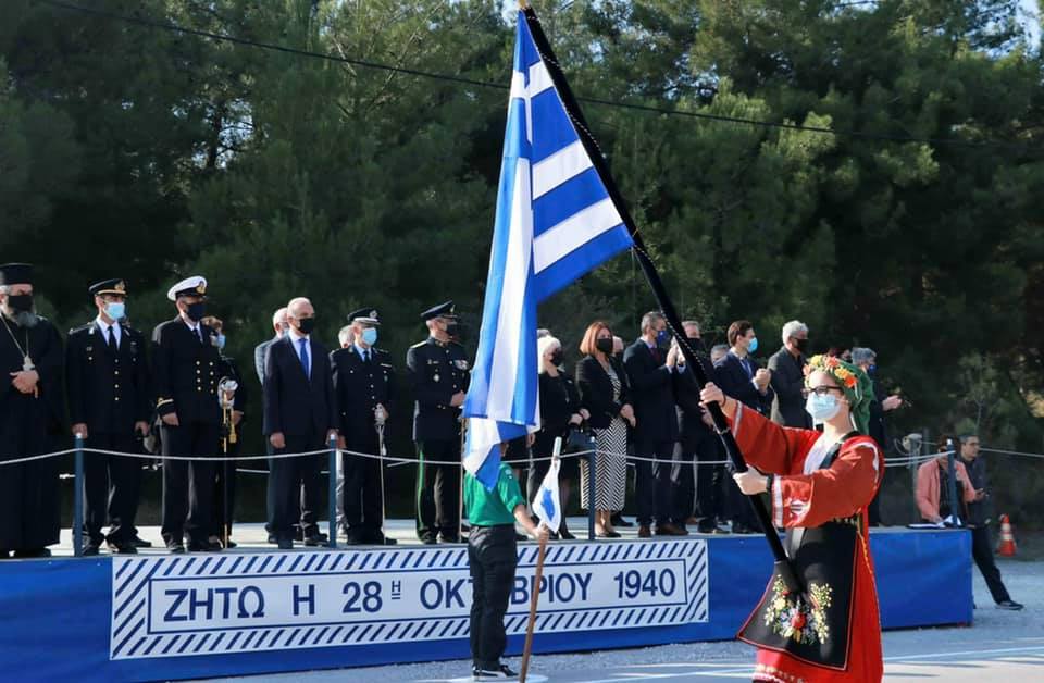 Εντυπωσίασαν οι “ΝΕΟΙ ΕΠΙΒΑΤΕΣ” με 13 διαφορετικές σημαίες στην παρέλαση! (ΒΙΝΤΕΟ)