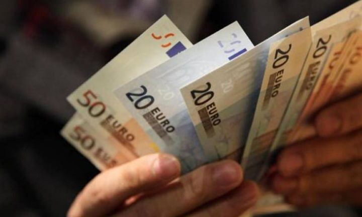 Αρχίζει η εφαρμογή: Στα 713 ευρώ ο νέος κατώτατος μισθός από την 1η Μαΐου