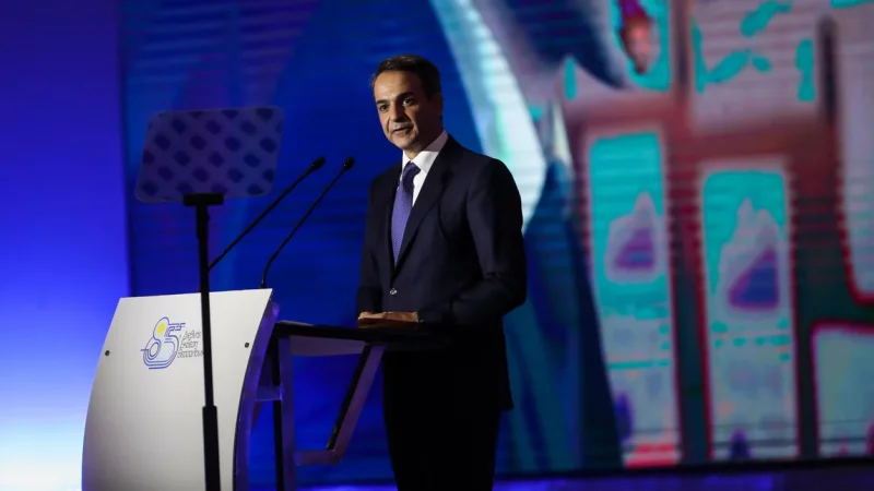 Μητσοτάκης στο Προσυνέδριο της ΝΔ: ” Να βλέπουμε το ποτήρι μισογεμάτο” (ΒΙΝΤΕΟ)
