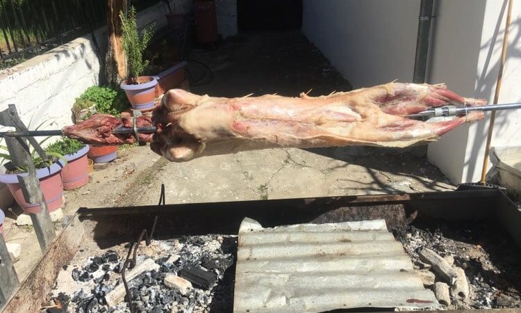 ΤΩΡΑ: Γλέντι παντού από την Περαία μέχρι το Μεσημέρι… Χρόνια Πολλά!! (ΗΧΗΤΙΚΟ ΓΛΕΝΤΙ)
