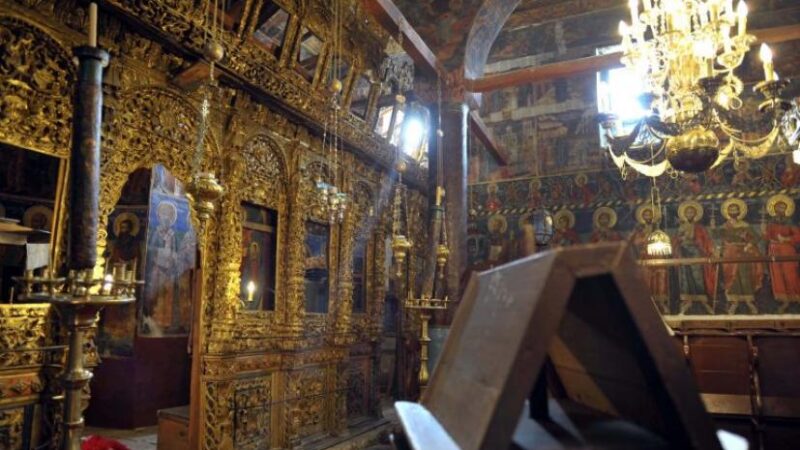 LIVE-Επανομή: Αρχιερατικός Εσπερινός στον πανηγυρίζοντα Ιερό Ναό Αγίου Αργυρίου