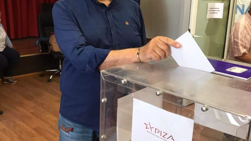 Εκλογές ΣΥΡΙΖΑ: Ψήφισε ο Χατζηβαλάσης