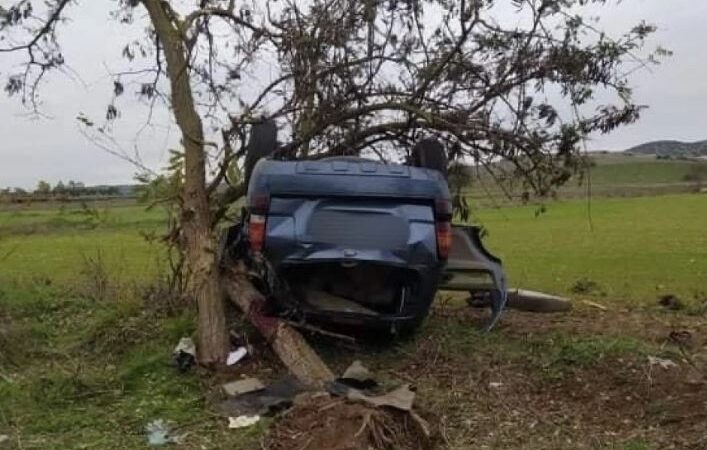 Νεκρός 31χρονος νέος στην Καρδία-“Καρφώθηκε” σε δέντρο τα ξημερώματα
