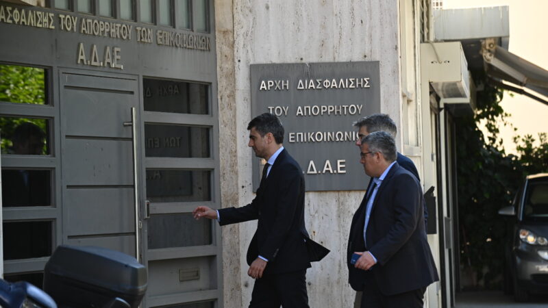 Με Θανάση Γλαβίνα η μηνυτήρια αναφορά του προέδρου του ΠΑΣΟΚ στην Εισαγγελία