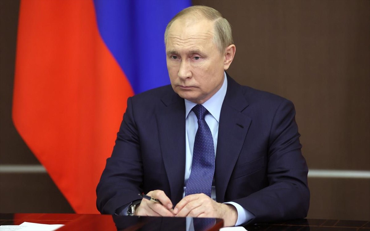 Ανοιγμα Πούτιν σε όλους τους Ουκρανούς: ” Πάρτε την υπηκοότητα και γίνετε Ρώσοι”
