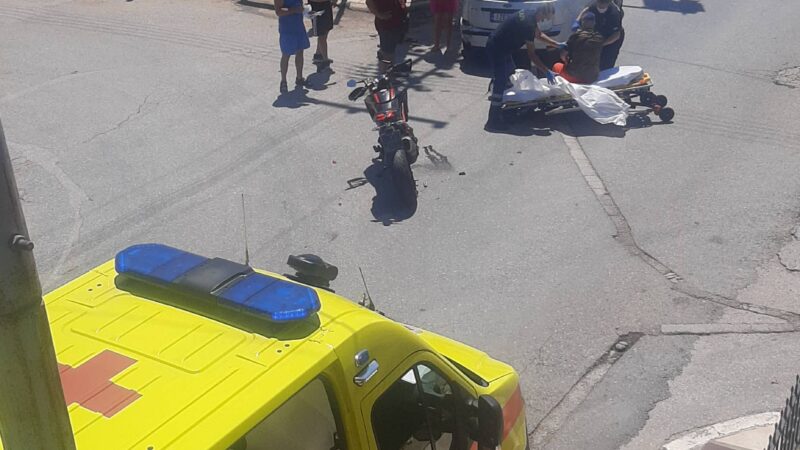 ΤΩΡΑ: Σοβαρό τροχαίο στο Αγγελοχώρι-Μετωπική σύγκρουση