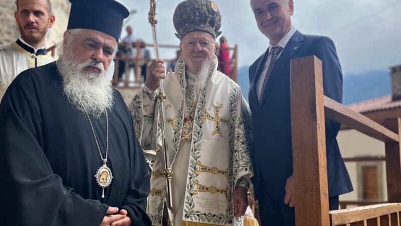 Πόντος: Με συγκίνηση και κατάνυξη στην Παναγία Σουμελά ο Σάββας Αναστασιάδης (ΦΩΤΟΡΕΠΟΡΤΑΖ)