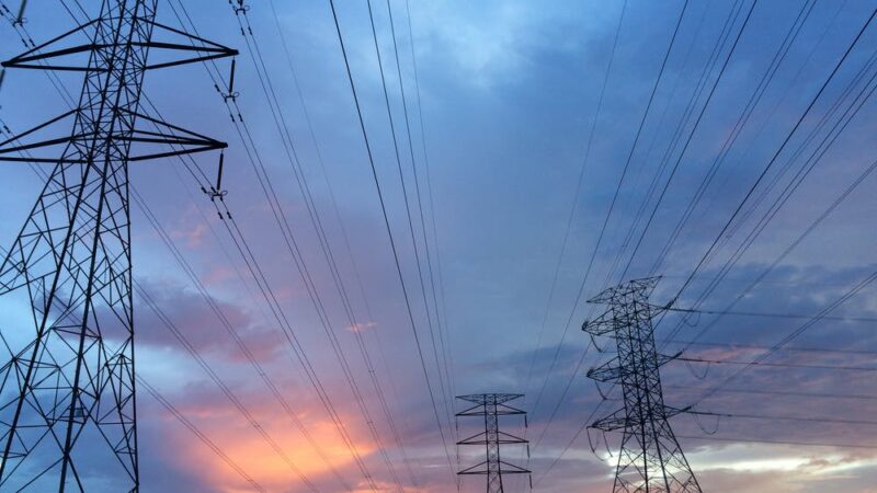 Ηλεκτρικό ρεύμα: Νέο μοντέλο επιδότησης έρχεται από 1η Οκτωβρίου – Bonus για εξοικονόμηση ενέργειας