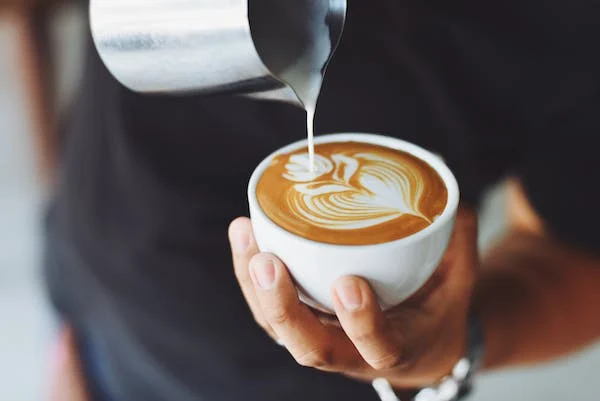 Είδος πολυτελείας ο καφές-Νέο άλμα του πληθωρισμού στο 12% (ΒΙΝΤΕΟ)