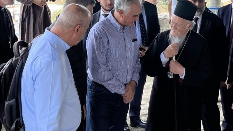Με συγκίνηση στα ιερά χώματα της Σμύρνης ο Σάββας Αναστασιάδης (ΦΩΤΟΡΕΠΟΡΤΑΖ)