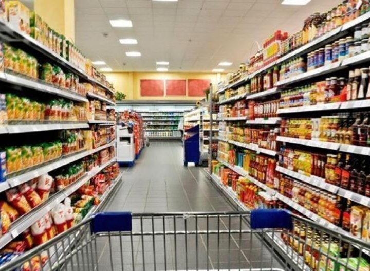 Δέσμευση των σούπερ μάρκετ για συγκράτηση τιμών σε 50 προϊόντα (BINTEO)