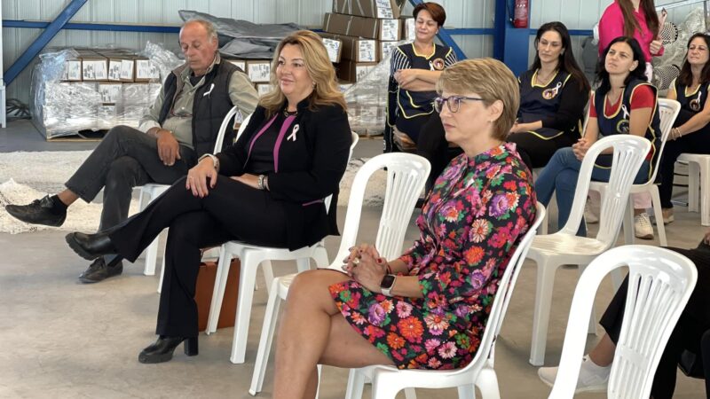 Στη Μηχανιώνα η διευθύντρια του πρωθυπουργικού γραφείου για τον καρκίνο του μαστού