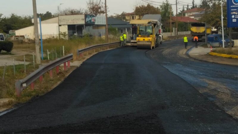 Ασφαλτόστρωση στη Μηχανιώνα (ΦΩΤΟΡΕΠΟΡΤΑΖ)
