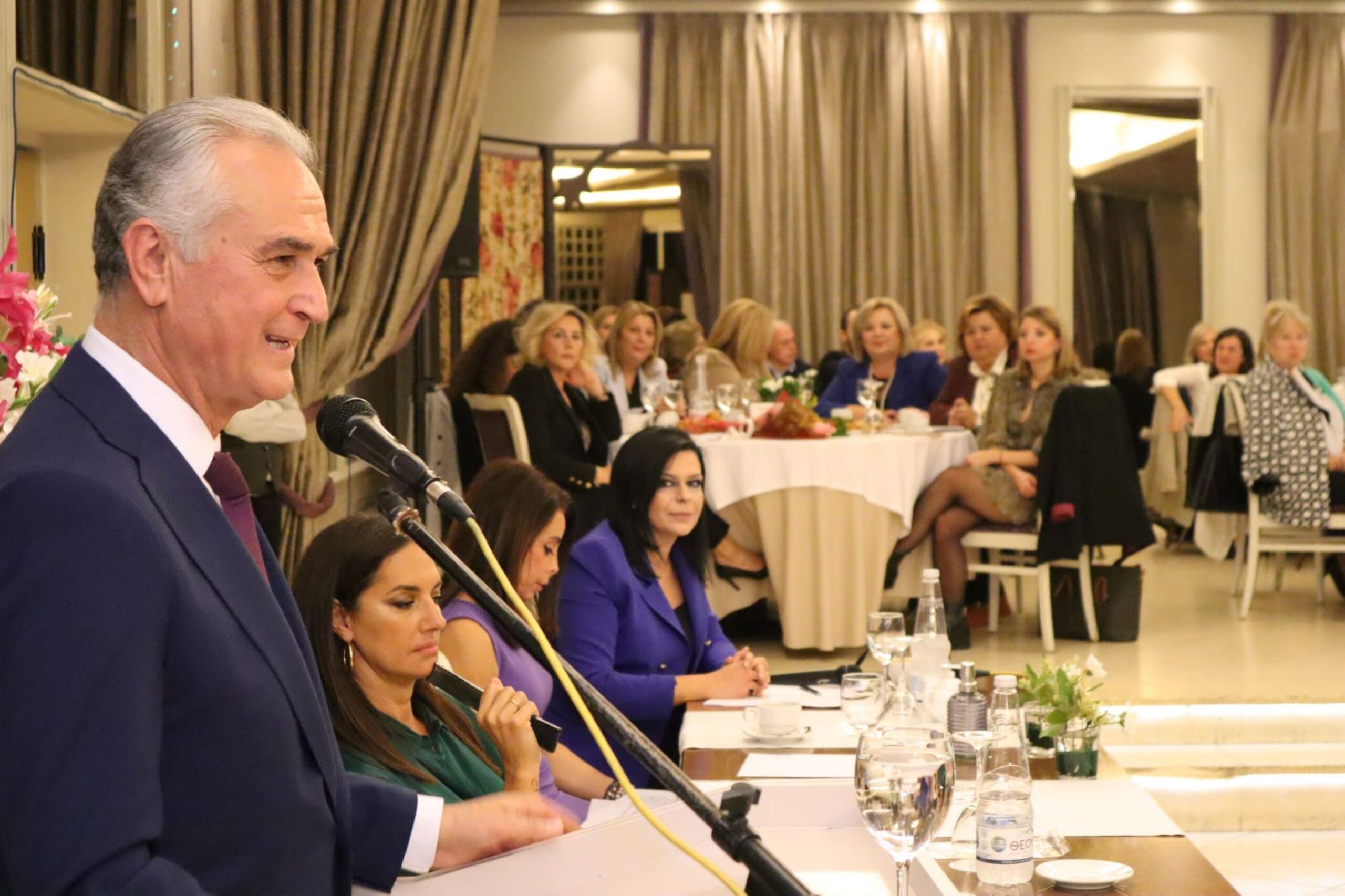 Σάββας Αναστασιάδης: “Ο δυναμικός ρόλος των γυναικών στη χώρα μας” (ΦΩΤΟΡΕΠΟΡΤΑΖ)