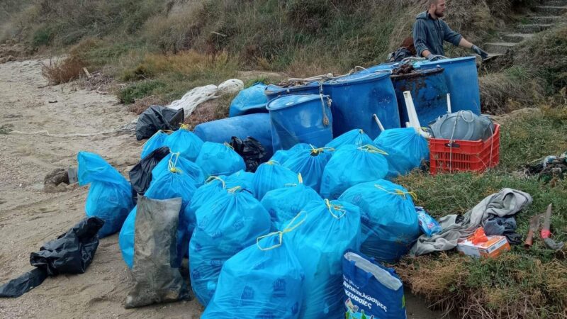 Υπέρβαση από 15 εθελοντές στην υπερδράση καθαρισμού στο Αγγελοχώρι