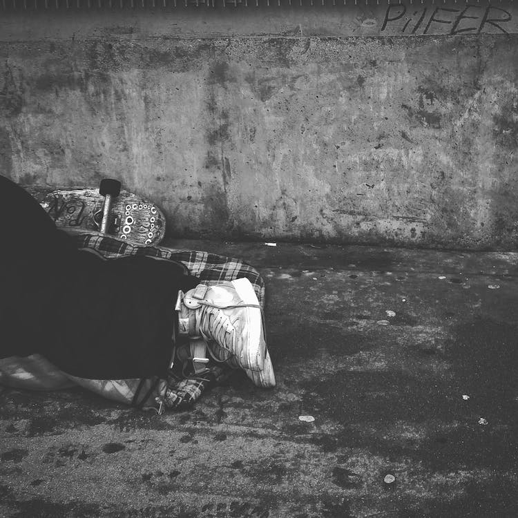 35 οι άστεγοι στον Δήμο Θερμαϊκού-Μόλις 7 δέχονται την σίτιση
