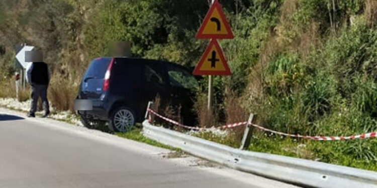 Αργά χθες τη νύχτα: Αυτοκίνητο έπεσε σε χαντάκι στην Αγία Τριάδα