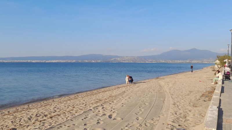 Πεντακάθαρες οι αμμουδιές στον Δήμο Θερμαϊκού