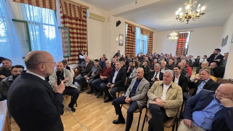 Βαρτζόπουλος από την Μηχανιώνα: “Η Νέα Δημοκρατία έβαλε σε τάξη τα οικονομικά της χώρας” (ΦΩΤΟΡΕΠΟΡΤΑΖ)