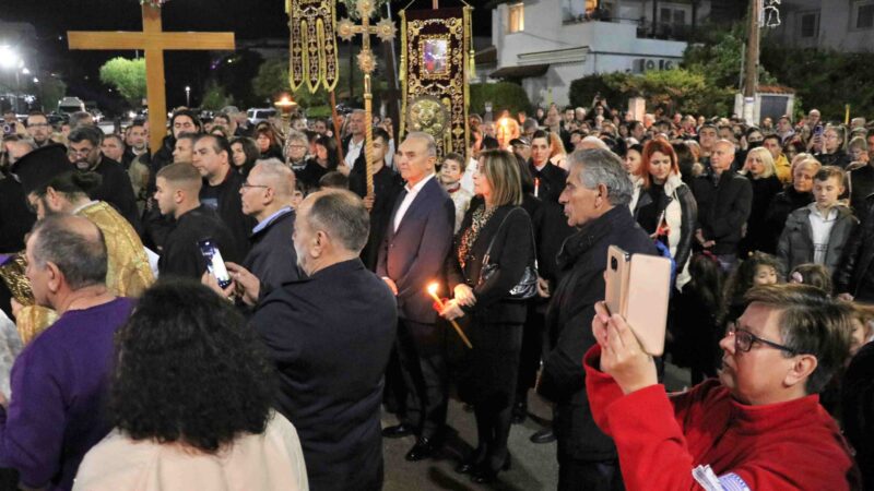 Γιώργος Τσαμασλής και Αγγελος Αναστασιάδης μαζί στην περιφορά των Νέων Επιβατών (ΦΩΤΟ+ΒΙΝΤΕΟ)