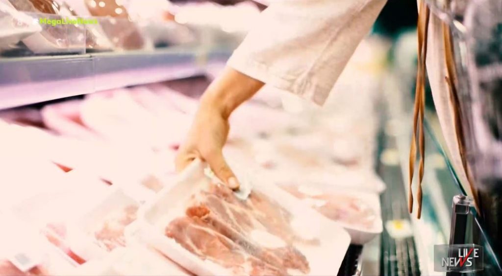 Πασχαλινό τραπέζι: «Τσιμπημένες» οι τιμές στα κρέατα