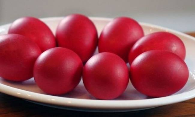 Σήμερα τα αυγά γίνονται…κόκκινα!