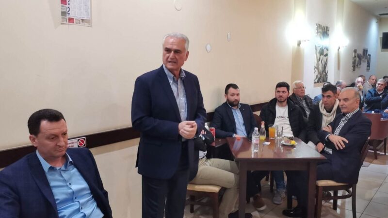 Κόσμος πολύς στην ομιλία του Σάββα Αναστασιάδη στην Επανομή (ΦΩΤΟΡΕΠΟΡΤΑΖ)