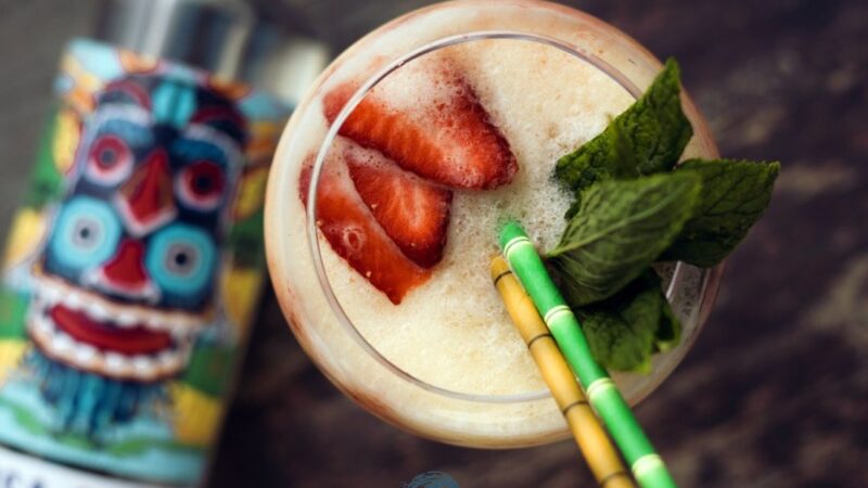 𝗡𝗨𝗦𝗔 𝗖𝗔𝗡𝗔 by the beach στο Nomad bar στην Περαία…