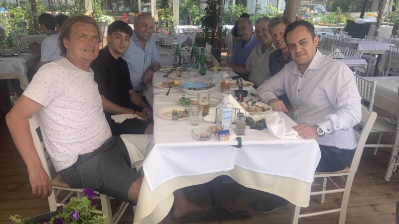 Η παλιά δόξα της Σάλκε, Γιούρι Μόλντερ, στο “Αρχιπέλαγος”
