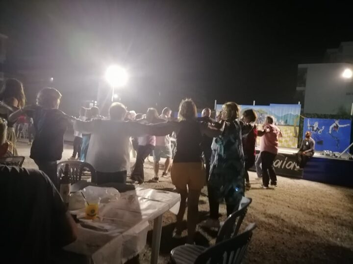 Στο “τσακίρ κέφι” η Περαία με τη λαϊκορεμπέτικη βραδιά του ΠΟΣΠ στο Κοχύλι!! (2 ΒΙΝΤΕΟ)