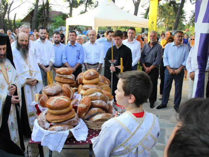 Με ευλάβεια η λιτανεία της Αγίας Μαρίνας στην Παραλία Επανομής (ΦΩΤΟΡΕΠΟΡΤΑΖ+2 ΒΙΝΤΕΟ)