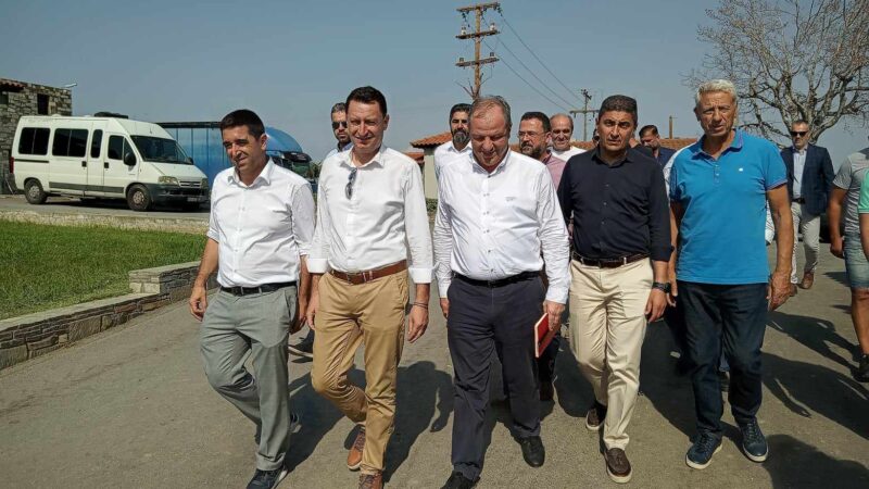 Ο Λευτέρης Αυγενάκης στην Επανομή με κυβερνητικό κλιμάκιο (ΦΩΤΟΡΕΠΟΡΤΑΖ+ΒΙΝΤΕΟ)